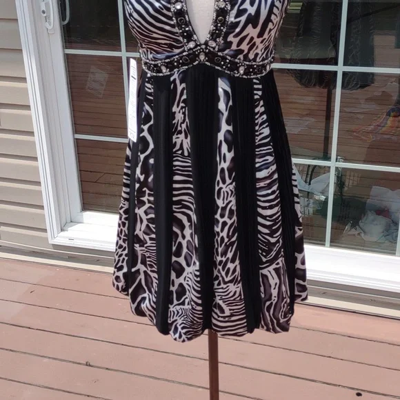 SUE WONG Caché Cocktail Dress.              💜 VINTAGE 💜 new sexy is you! - Picture 10 of 12